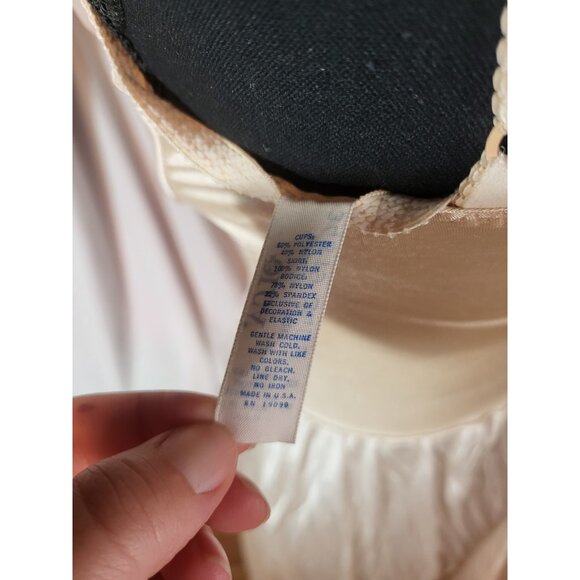 Vintage OLGA Full Slip underwire Bra 34DD  vintage style 34319 Beige Nude Lace L - Picture 8 of 8
